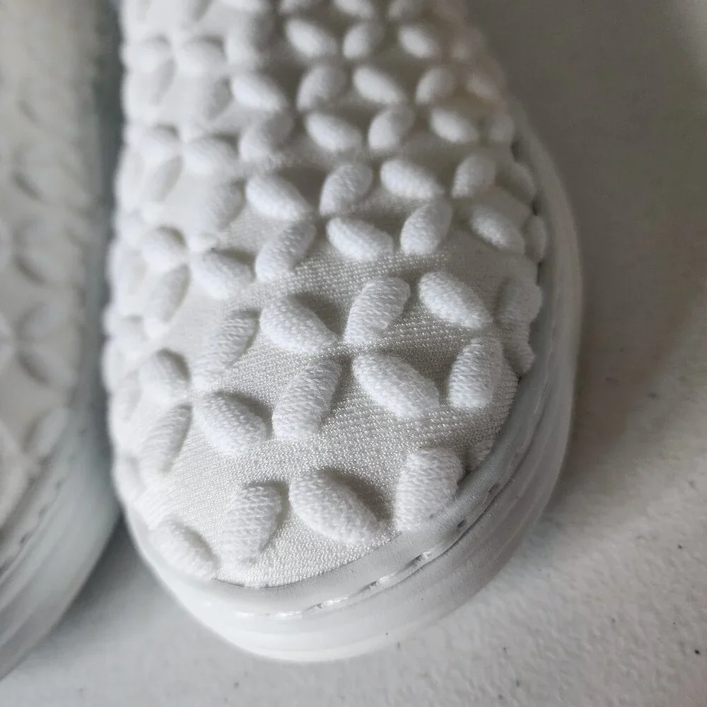 Alaia Knit Sneaker "EUC" - Picture 14 of 16